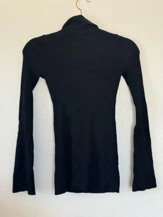 Danielle Bernstein Black Rubbed Button Cardigan Sweater Bell Sleeve XS - Picture 4 of 8